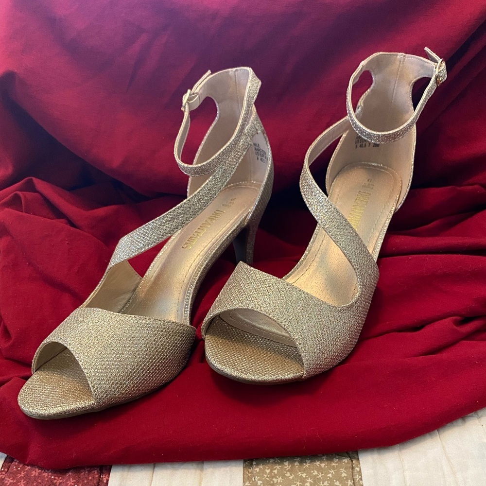 Dream Pairs Gold Strappy Open-Toe Heels. They are a size 9 and worn one time.